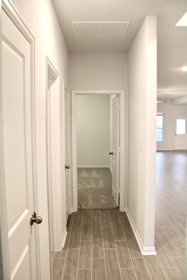 Building Photo - 949 Blue Oak Blvd