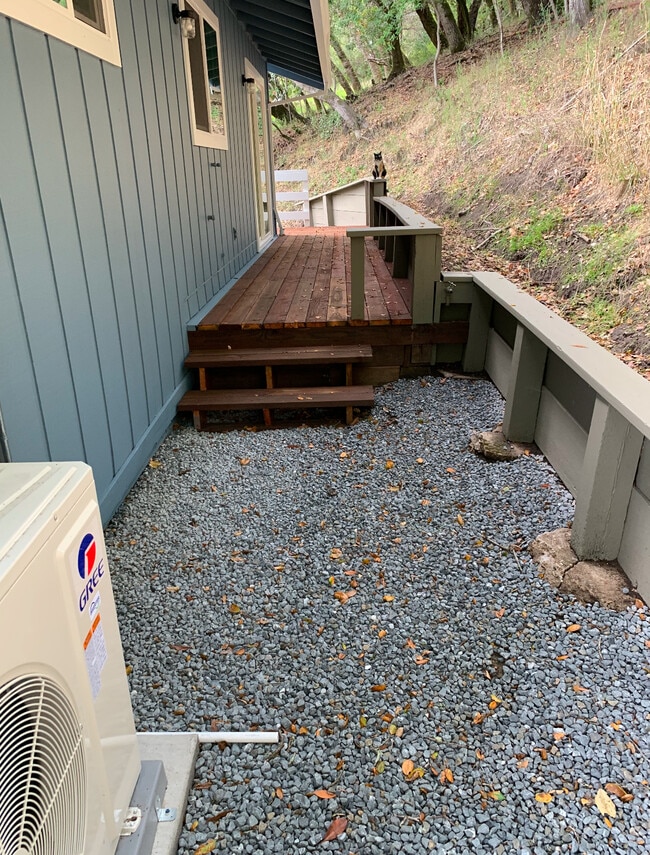 Building Photo - 1743 S Fitch Mountain Rd