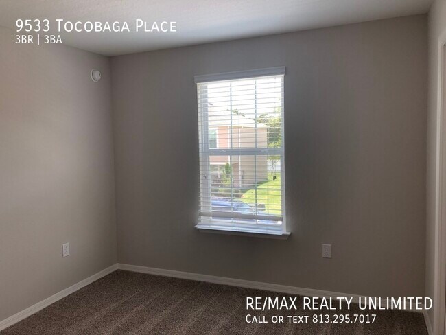 Building Photo - 9533 Tocobaga Pl