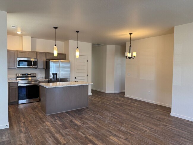 Building Photo - 3138 Platte River Dr