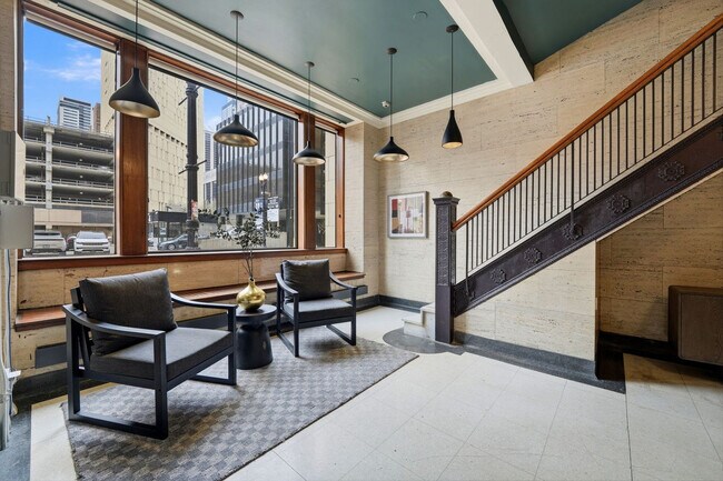 Building Photo - 417 S Dearborn St