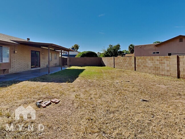 Building Photo - 18230 North 42nd Pl