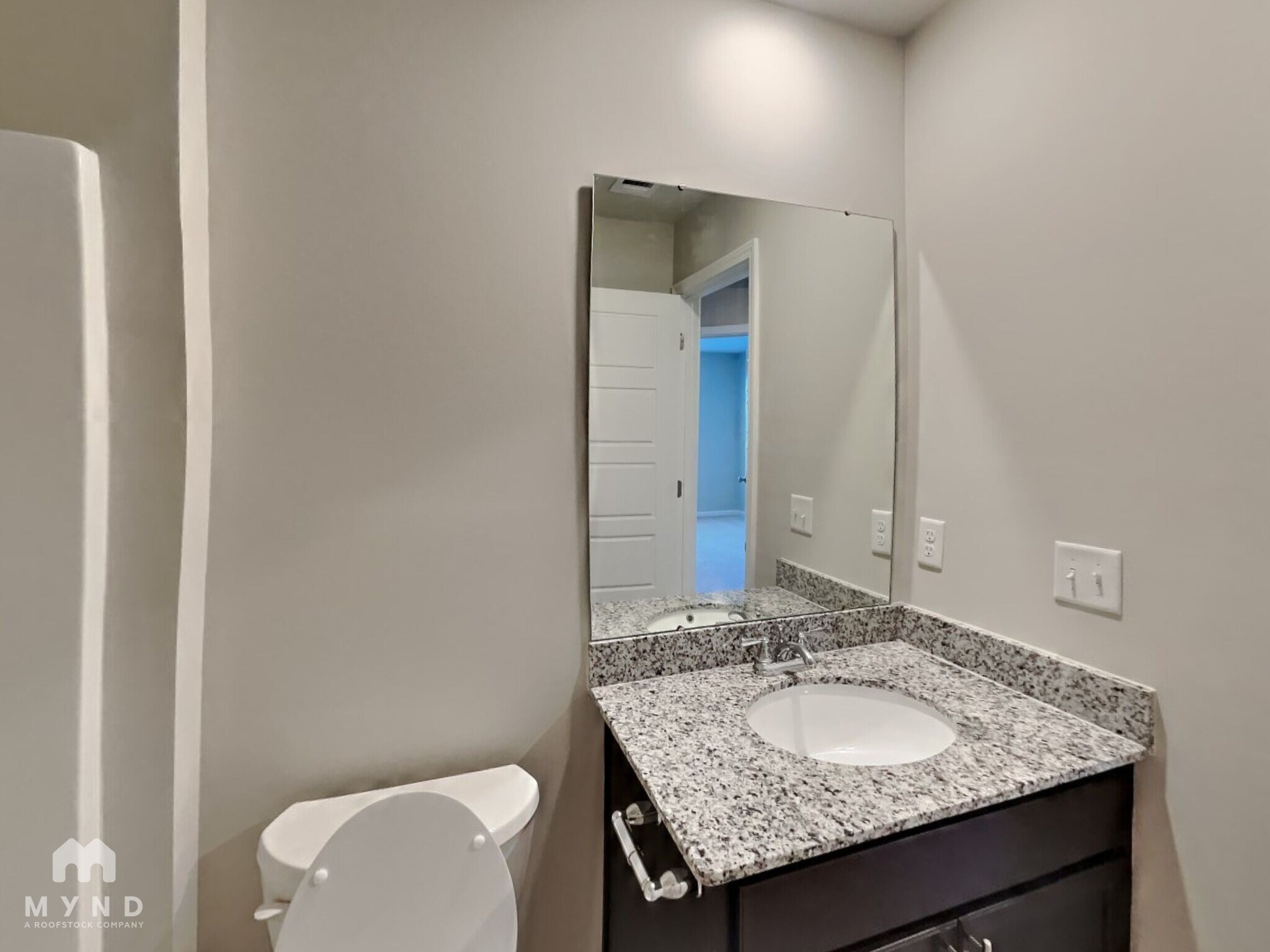 Building Photo - 12 Cardinal Ct