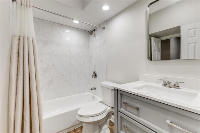 Building Photo - 12327 Montego Plaza