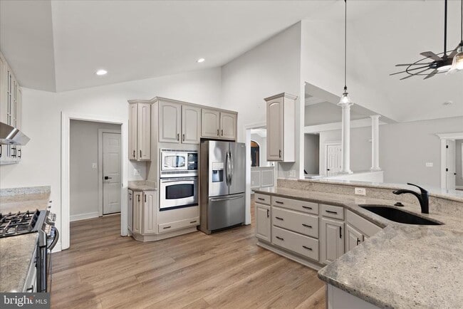 Building Photo - 5021 Catharpin Rd