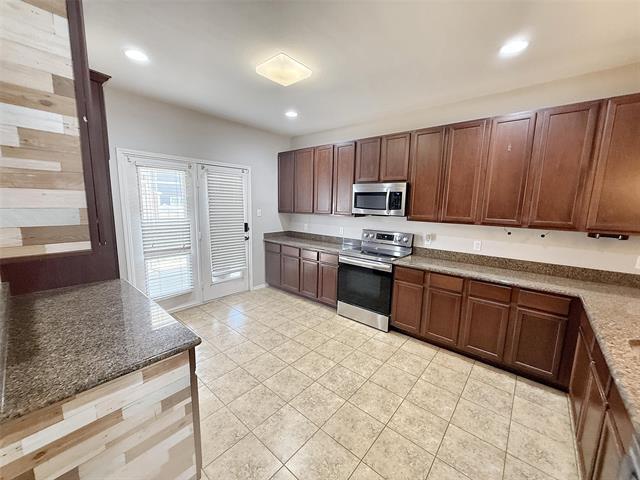 Building Photo - 8912 Cranston Ct