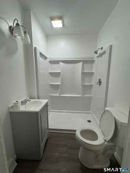 Building Photo - 20 Michael St