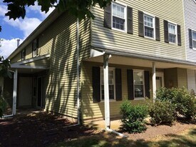 Building Photo - 241 Washington Pl