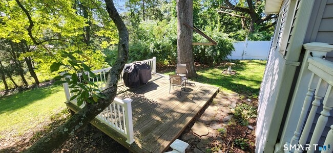 Building Photo - 1555 Byam Rd