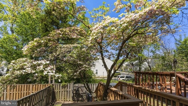 Building Photo - 8903 Waites Way