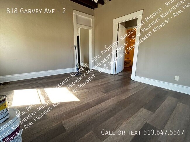 Building Photo - 818 Garvey Ave