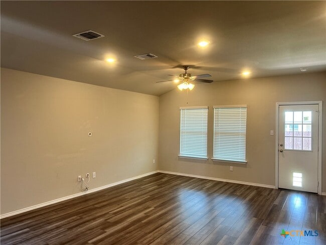 Building Photo - 8419 Brahma Plns Rd