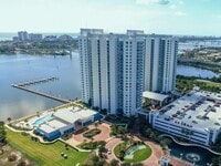 Building Photo - 241 Riverside Dr