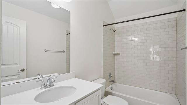 Building Photo - 9904 Copperhead Ln