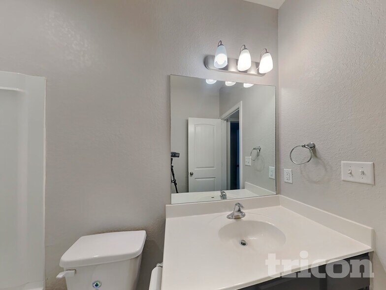 Building Photo - 125 Buttercup Bnd