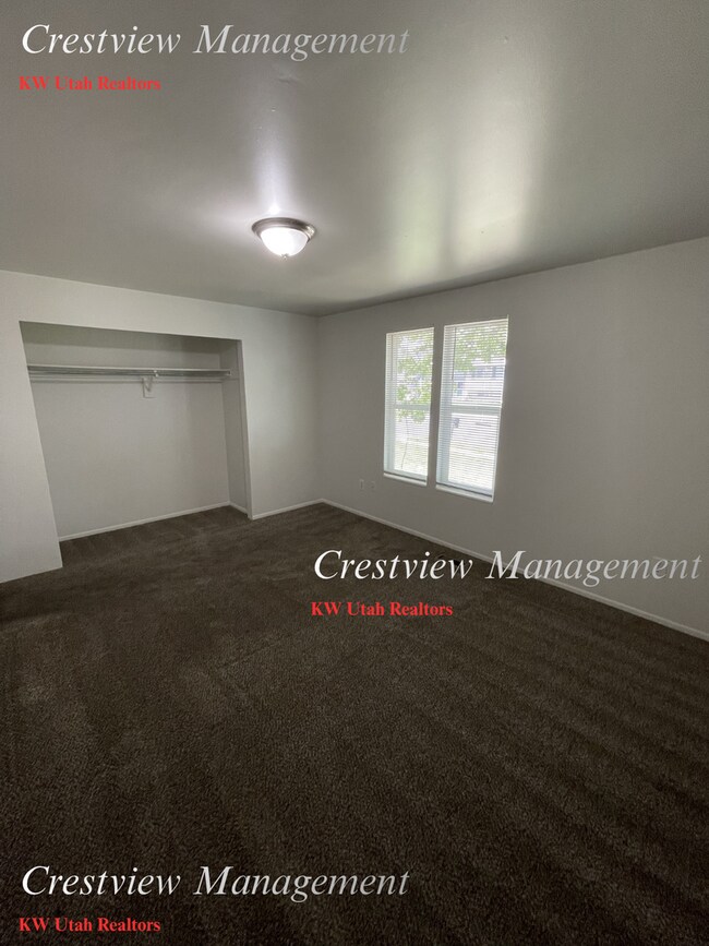Building Photo - Charming 4-Bedroom Home in West Valley City – Spacious & Convenient Location- 1st month's rent Free!