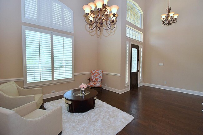 Building Photo - 18908 N Bee Cave Springs Cir