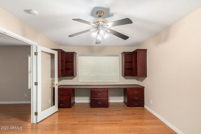 Building Photo - 363 W Myrtle Dr
