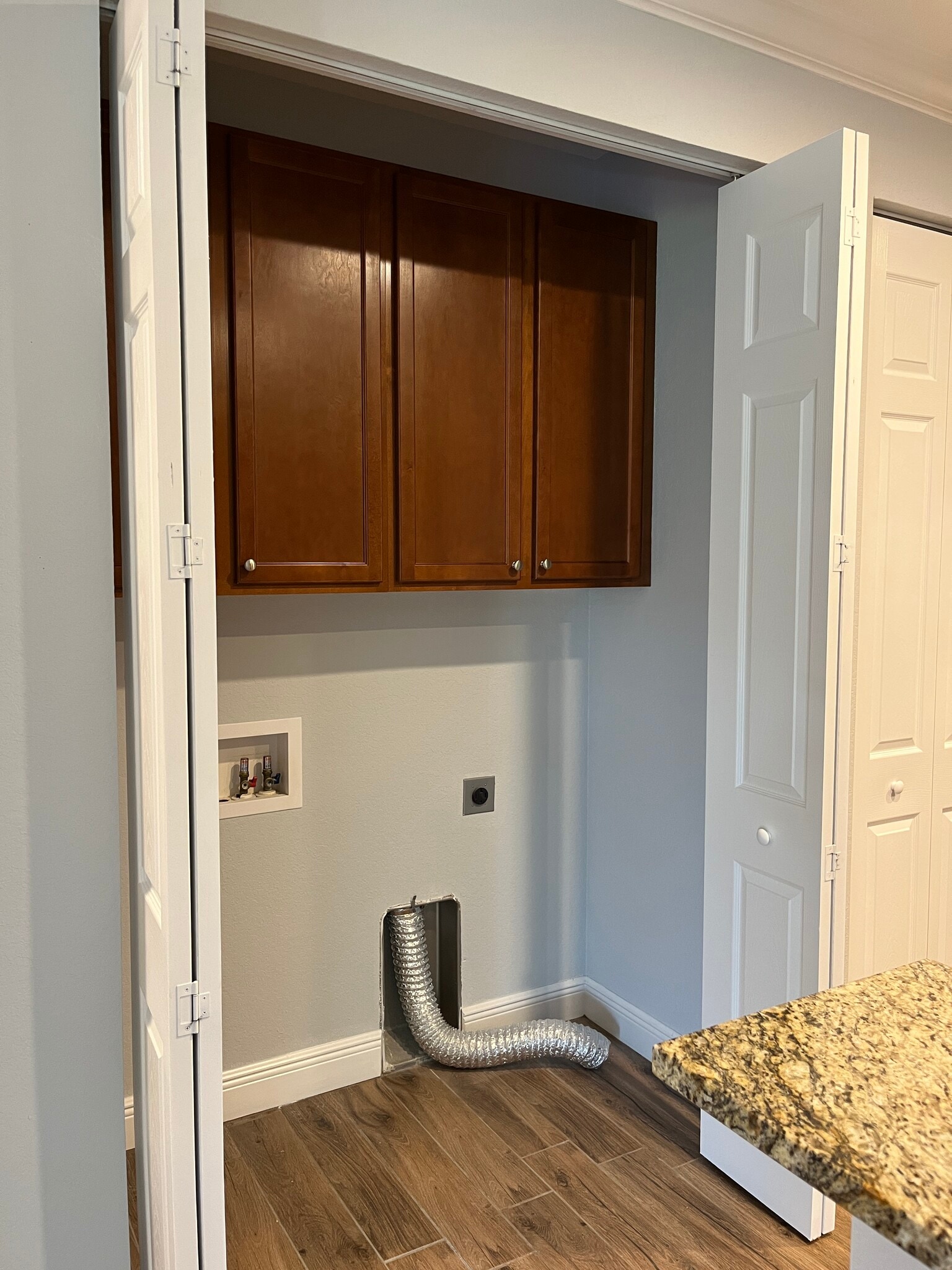 Building Photo - 2900 65th Dr