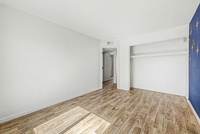 Building Photo - 13608 N 41st Pl