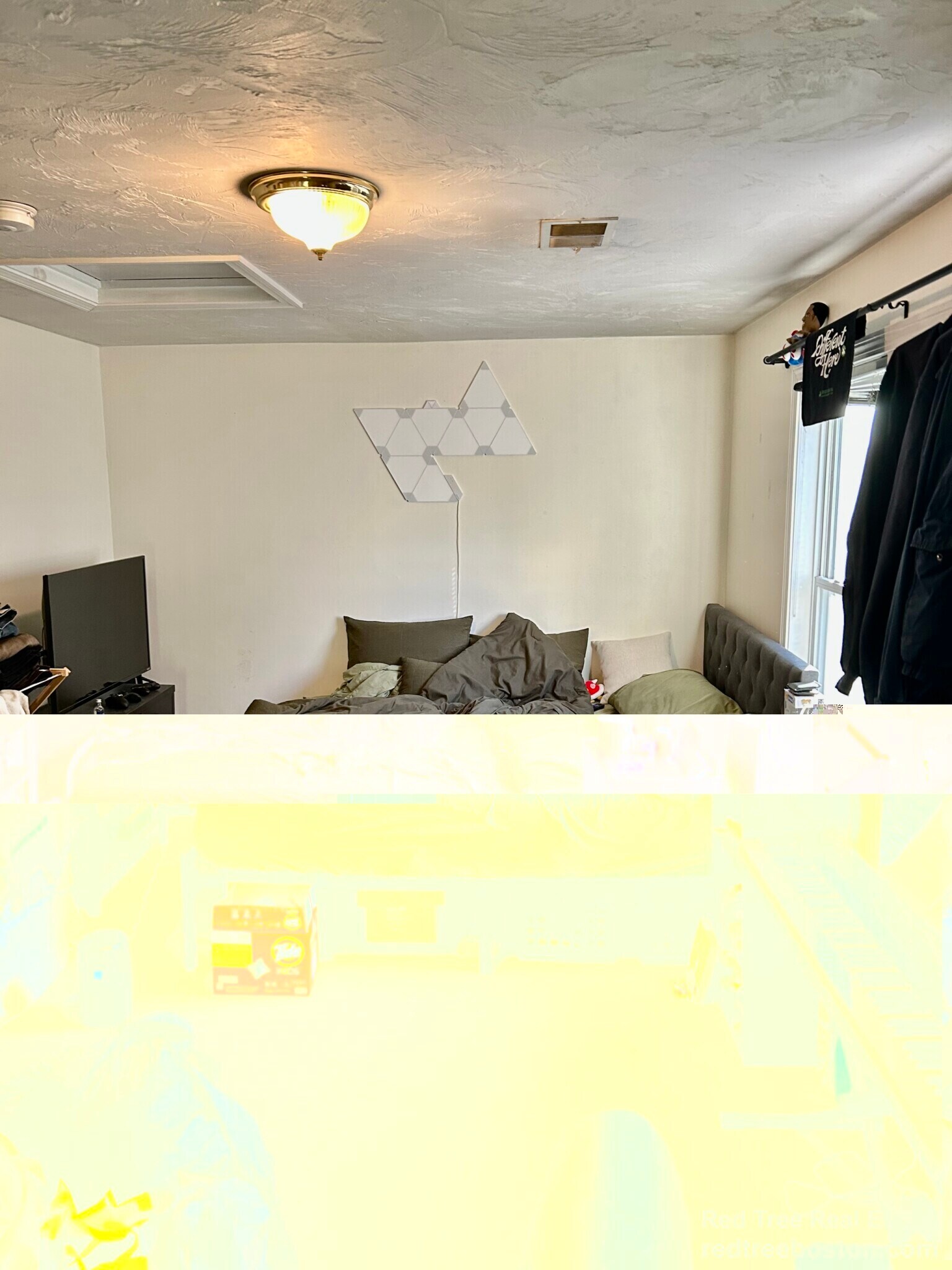 Building Photo - 24 Lawn St