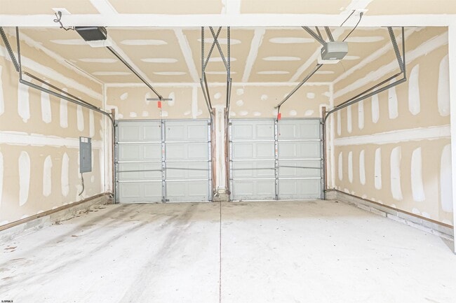 Building Photo - 305 Joann Dr