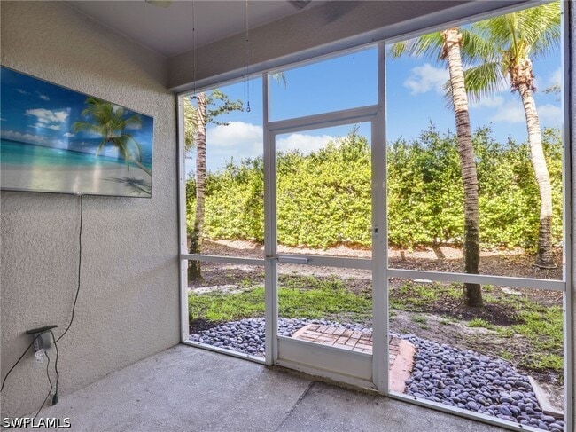 Building Photo - 8540 Violeta St