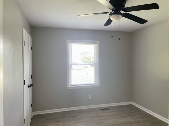 Building Photo - 4709 Cheltenham Rd