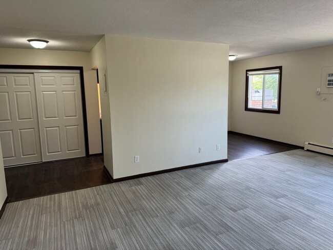 Building Photo - 3753 N Girard Ave