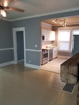 Building Photo - 847 York St