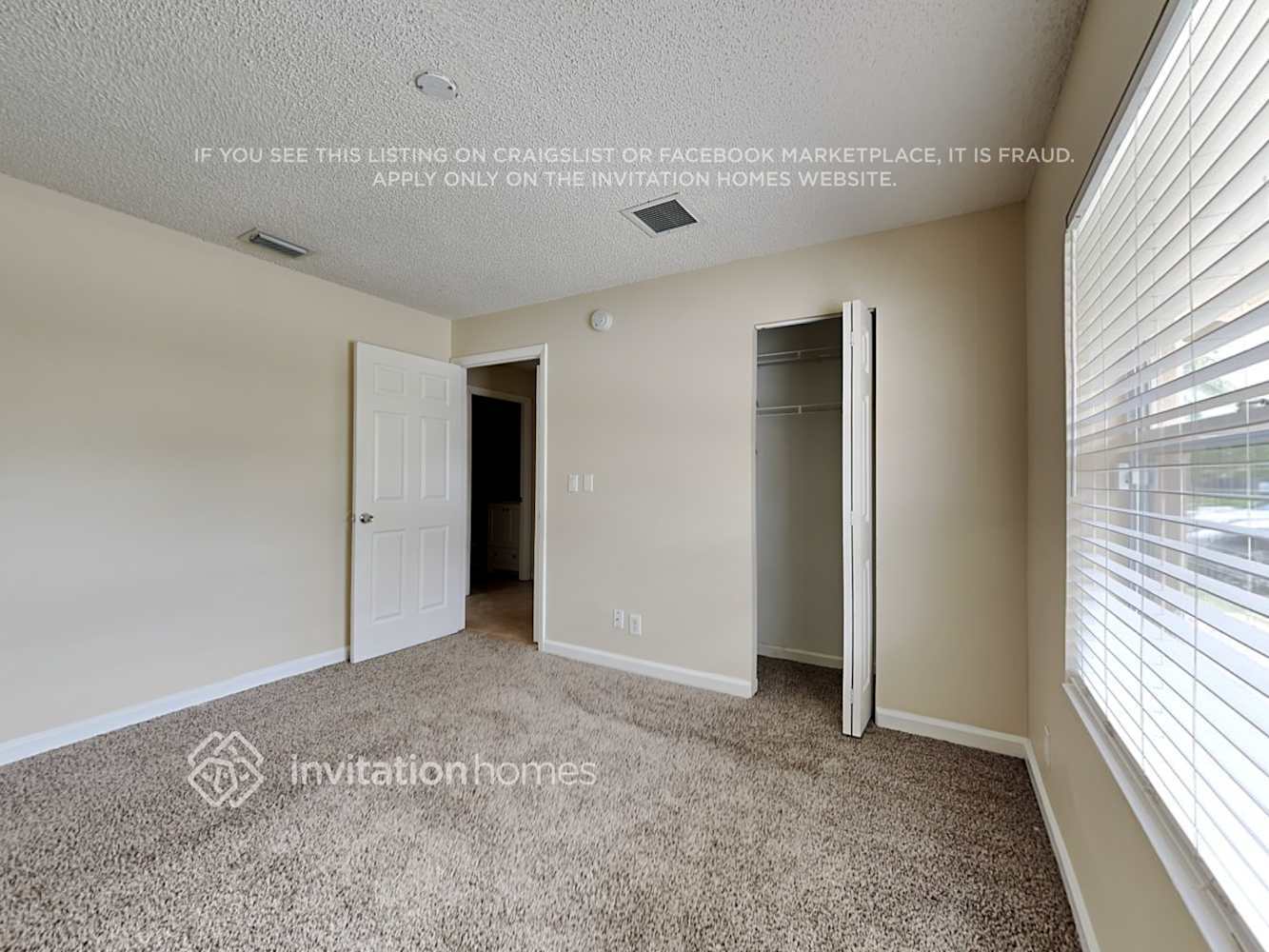 Building Photo - 5048 Cornell Walk