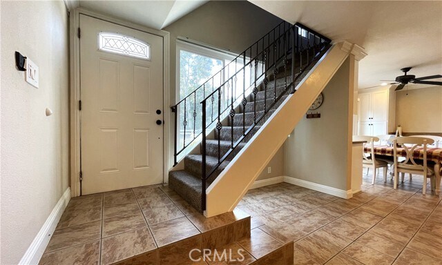 Building Photo - 26053 Via Pera