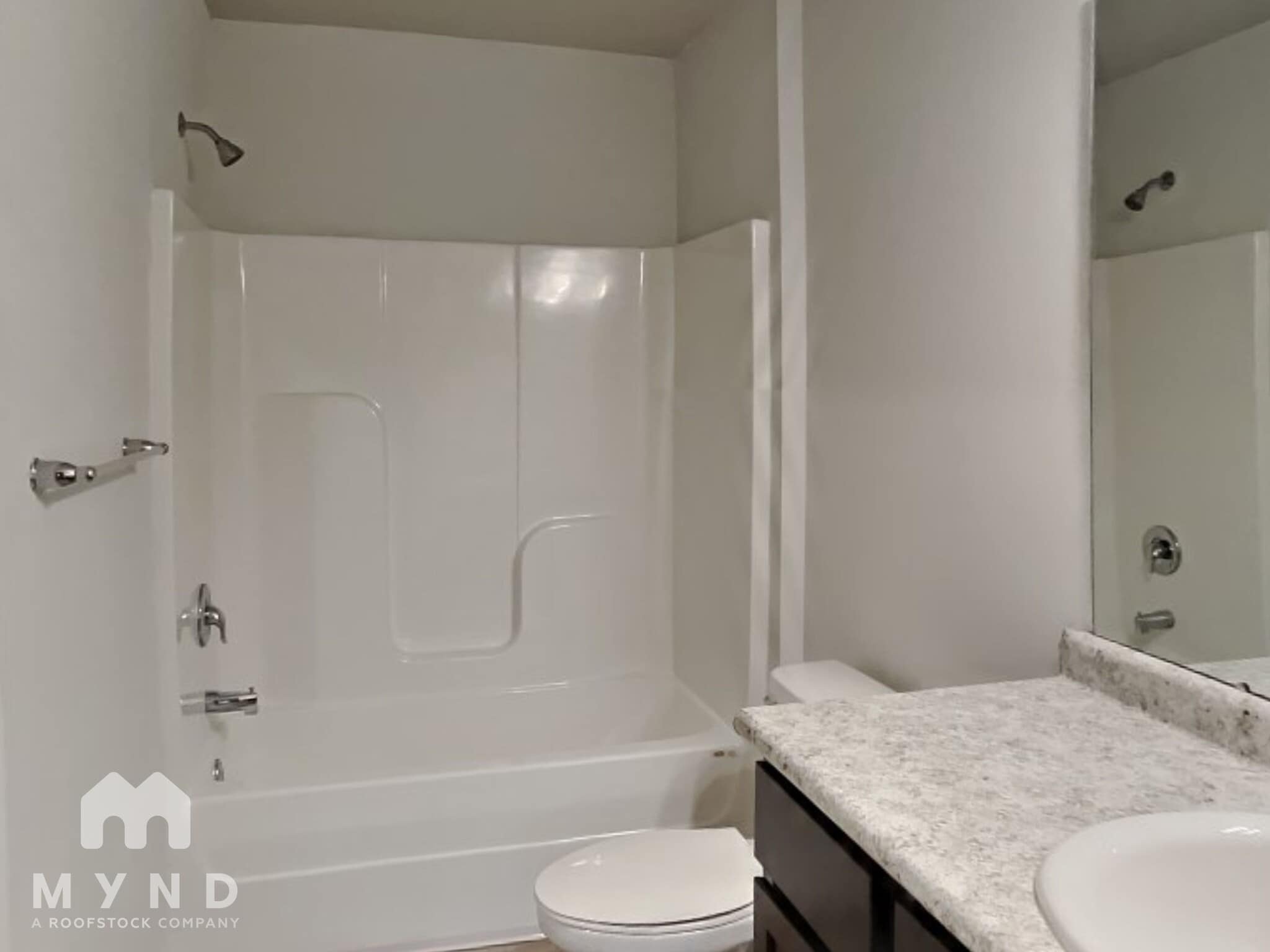 Building Photo - 32 Brown Thrasher Ct
