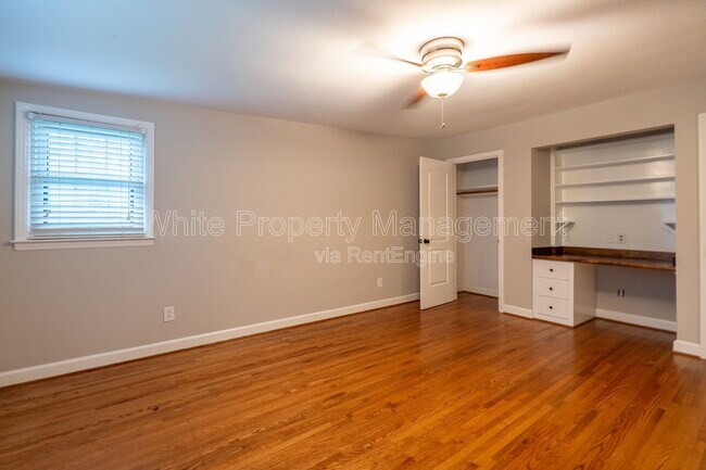 Building Photo - 12013 Idlewild Rd