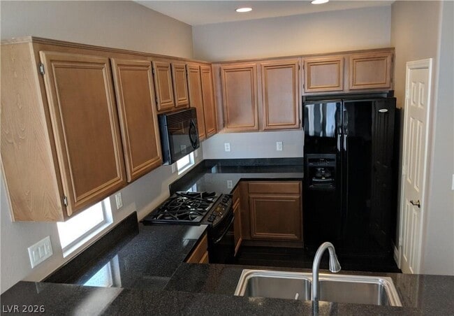 Building Photo - 7555 Engleberg Ave