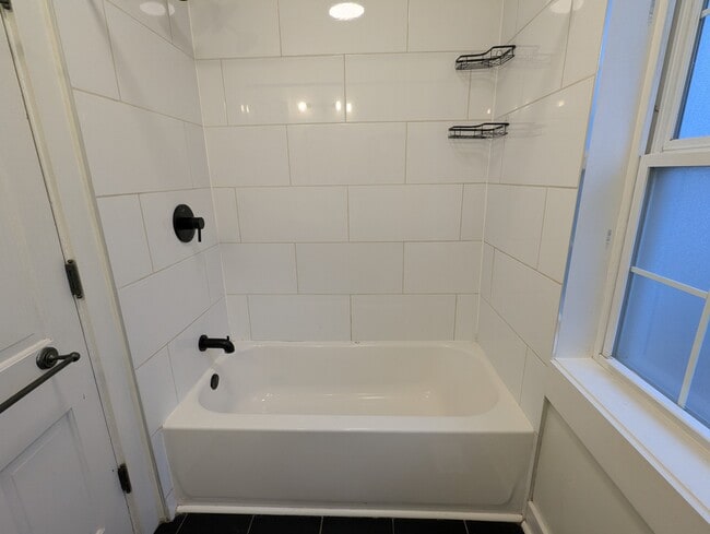 Building Photo - 2356 Berwick Blvd