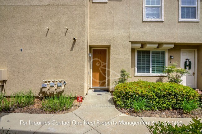 Building Photo - Lincoln Crossing Condo 2 bdrm and 2 bthm