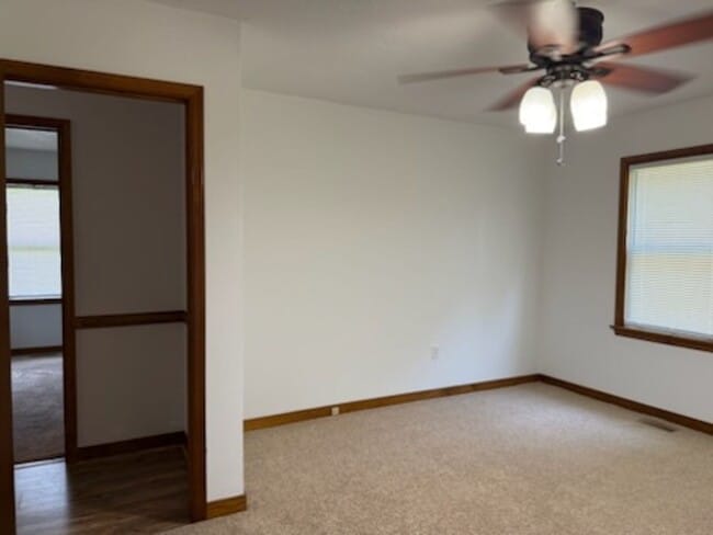 Building Photo - 3 Bedroom 2 Bath Rancher in Mechanicsville!