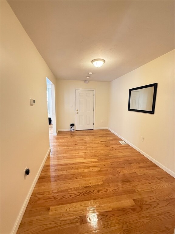 Building Photo - 207 Harvard St