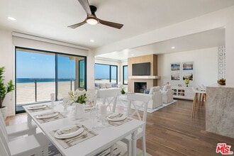 Building Photo - 6407 Ocean Front Walk