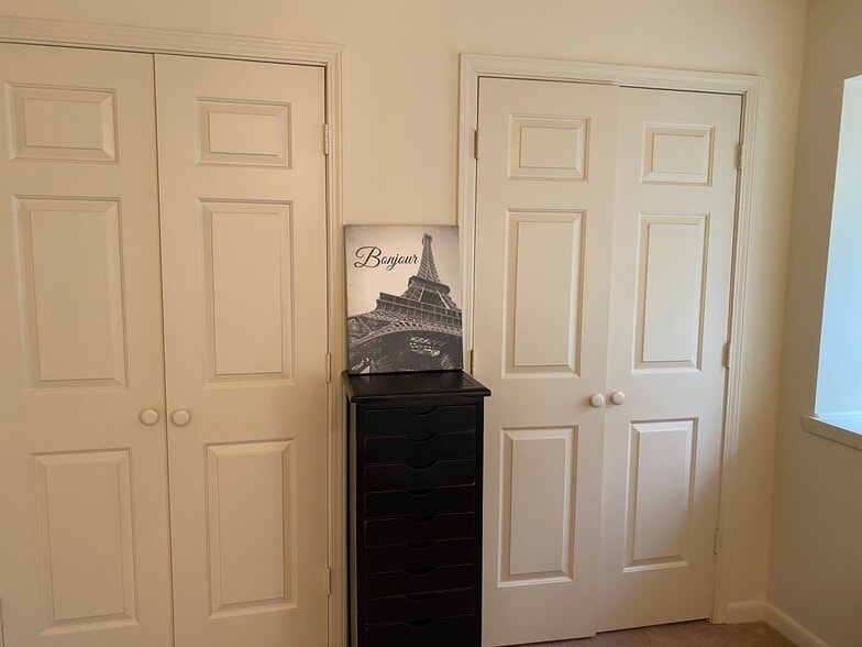 Closet space - 119 Michael Dr