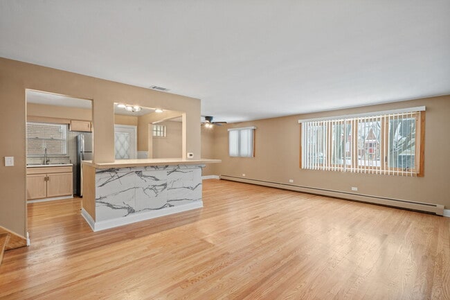 Building Photo - 2737 Spruce St