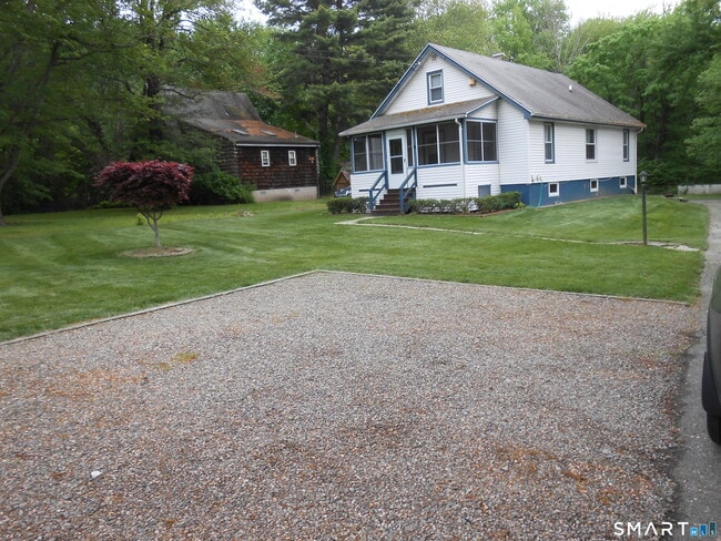 Building Photo - 240 Derby Ave