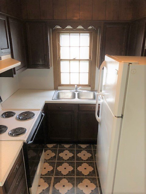 Building Photo - 2 Bedroom / 1 Bath Home  Kingsport, TN