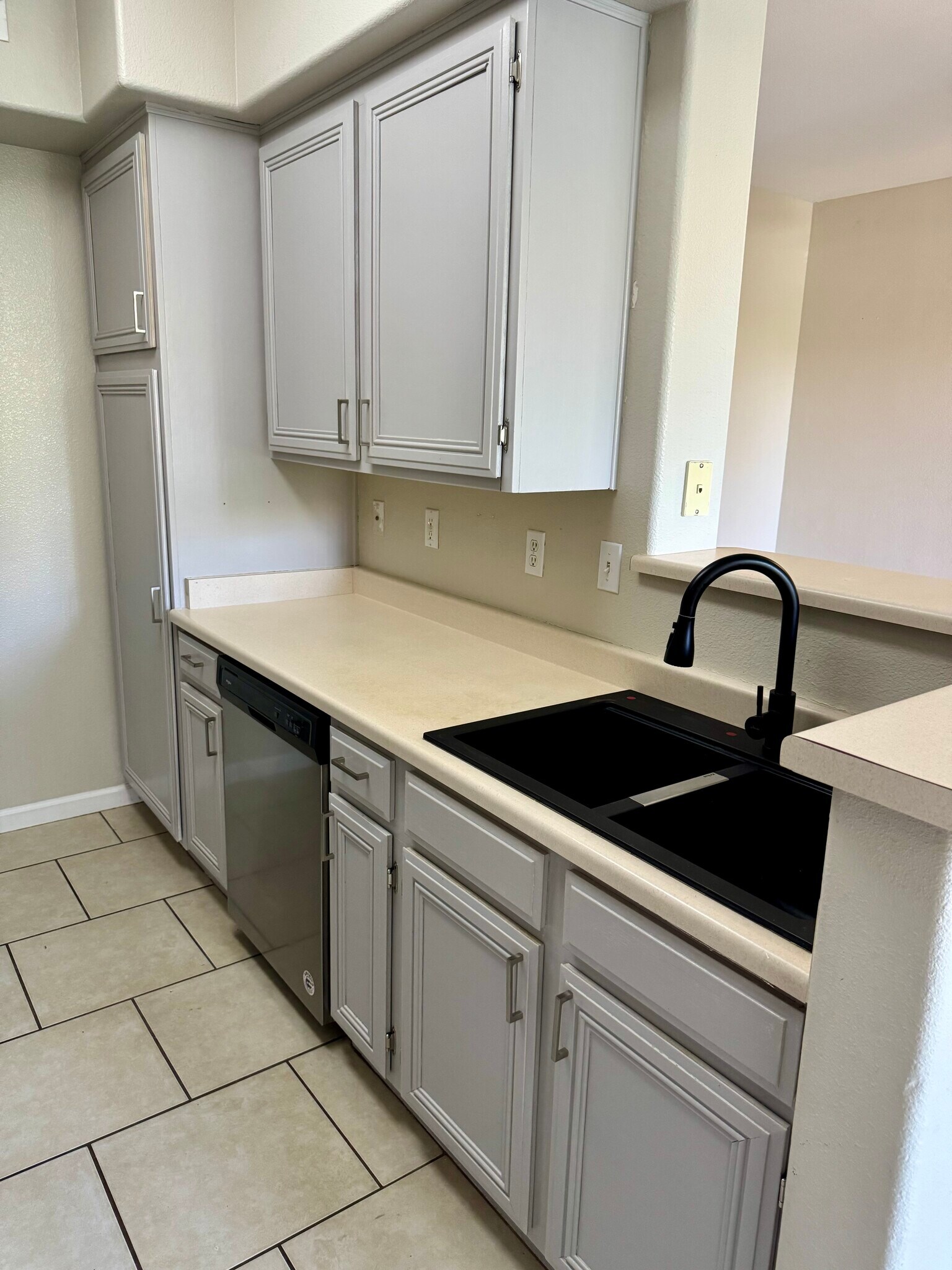 Building Photo - 7147 S Durango Dr