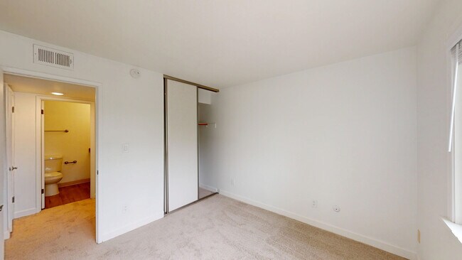 Building Photo - 400 Alameda del Prado