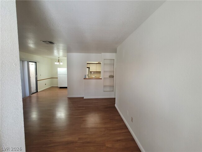 Building Photo - 1321 Del Mar St