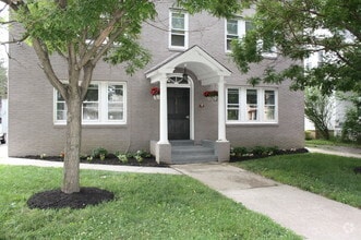 Building Photo - Beth Gardens