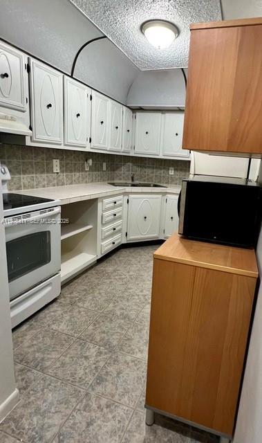 Building Photo - 3101 Oakland Shores Dr