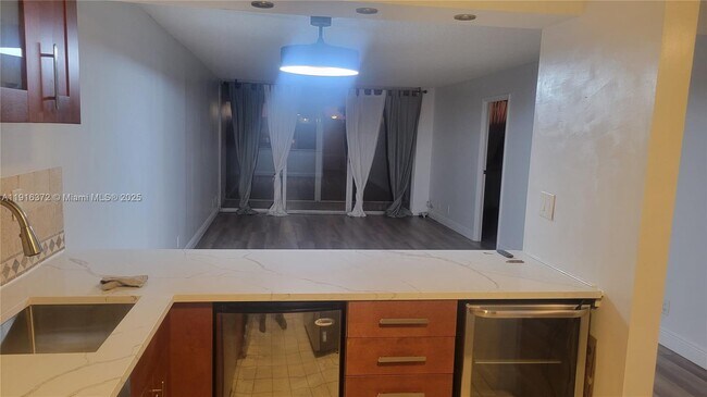 Building Photo - 3841 Environ Blvd